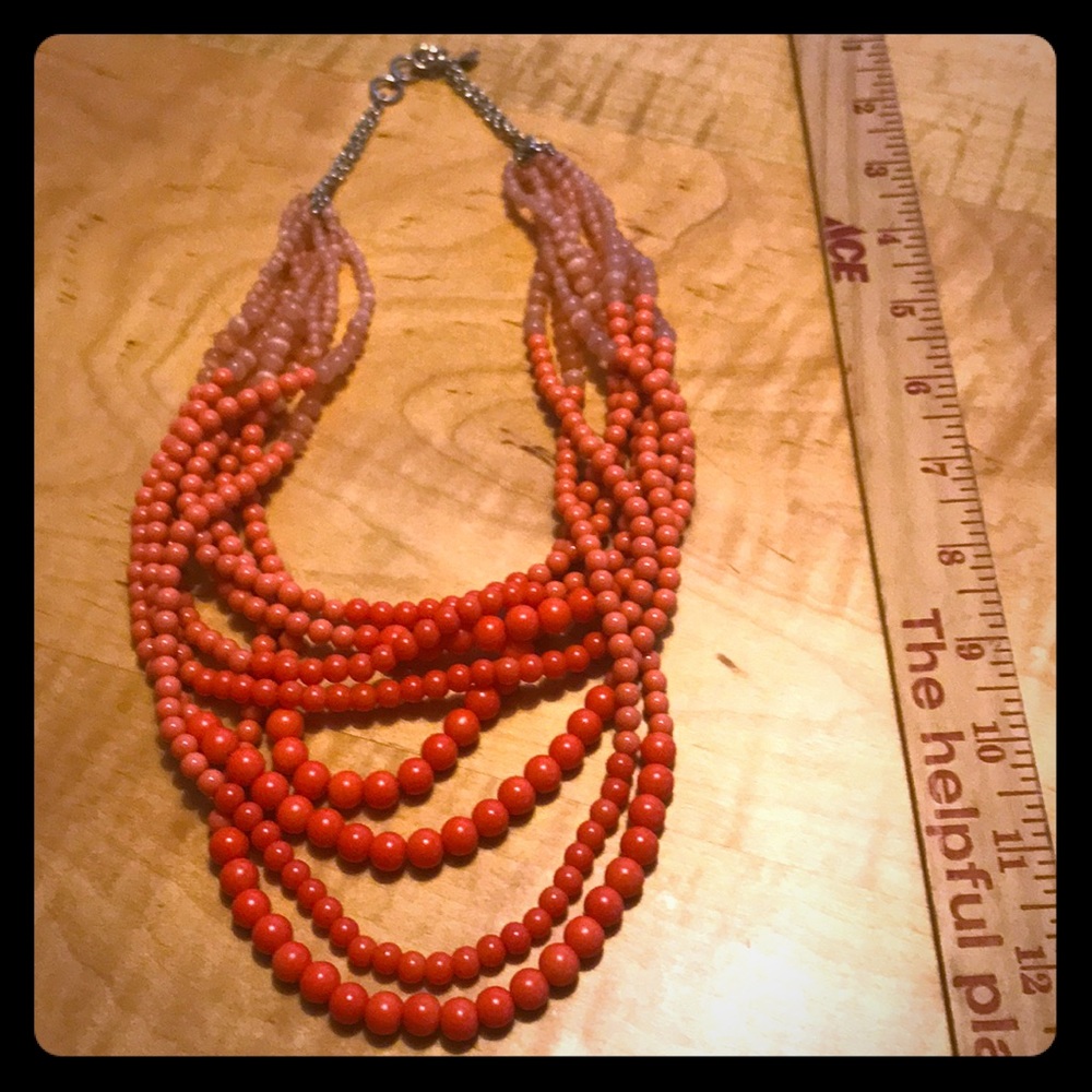 Banana Republic coral bead necklace